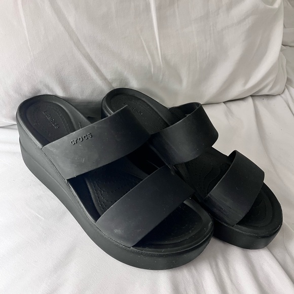 Croc platform wedge (discontinued) - Picture 2 of 3